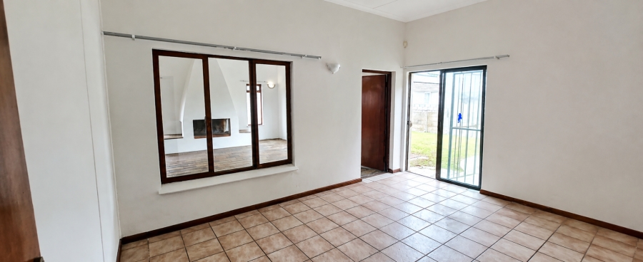 3 Bedroom Property for Sale in Franskraal Western Cape